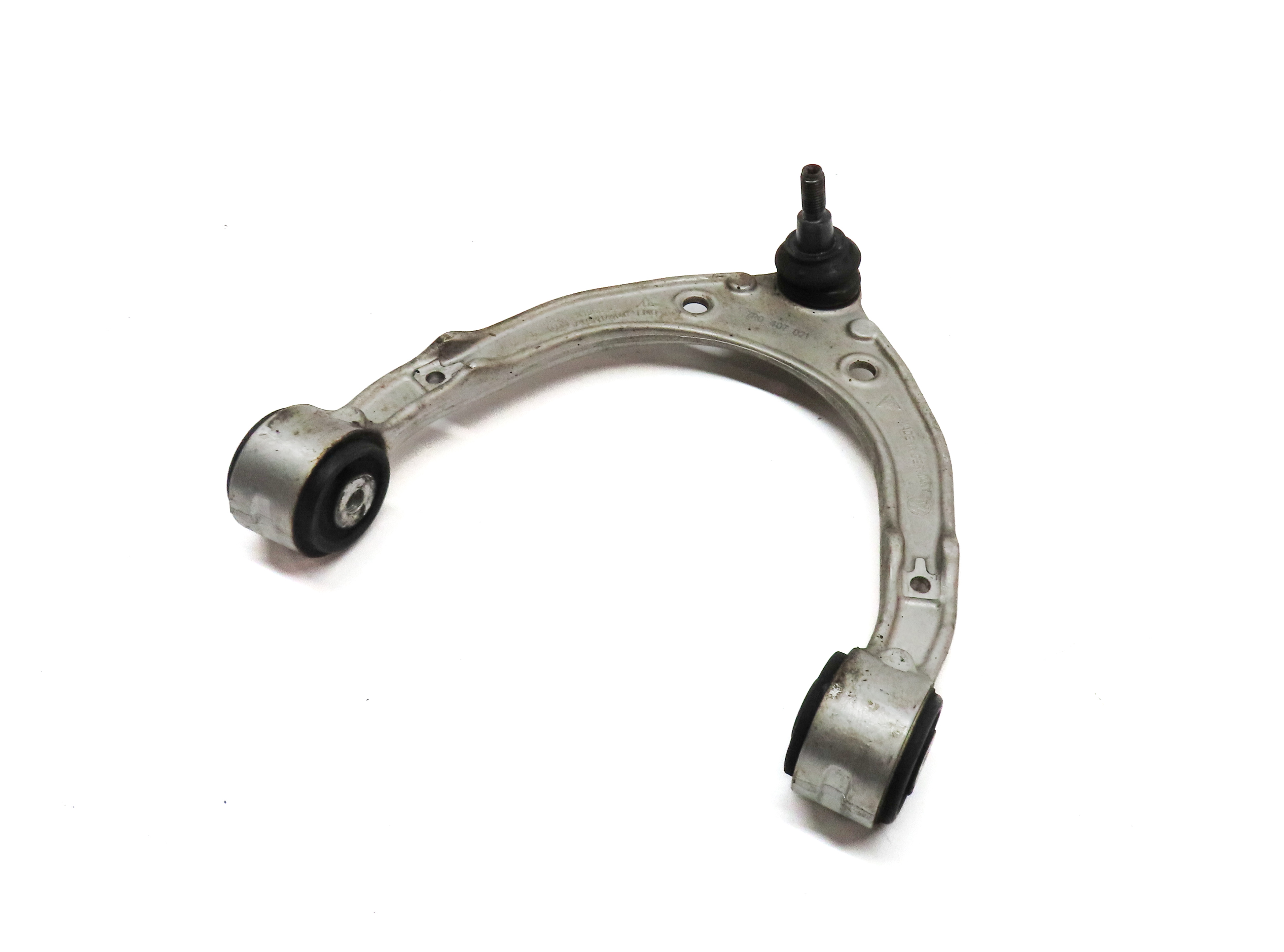 2011-2018 PORSCHE CAYENNE (958) FRONT RIGHT PASSENGER UPPER CONTROL ARM — exact item pictured